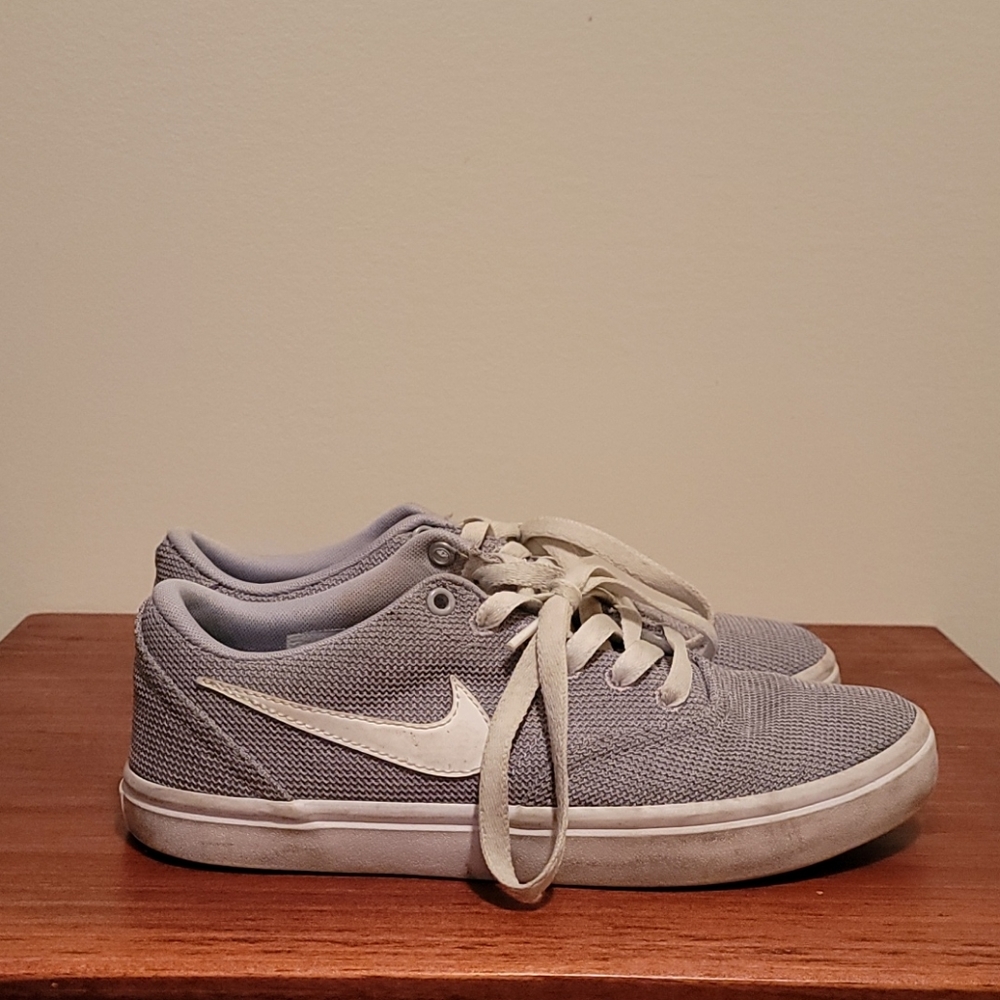 Nike Check Solar Canvas SB Sz 7 Womens